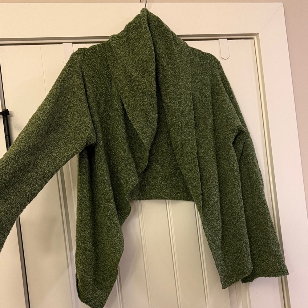 Cropped Sweater - Picture 3 of 4